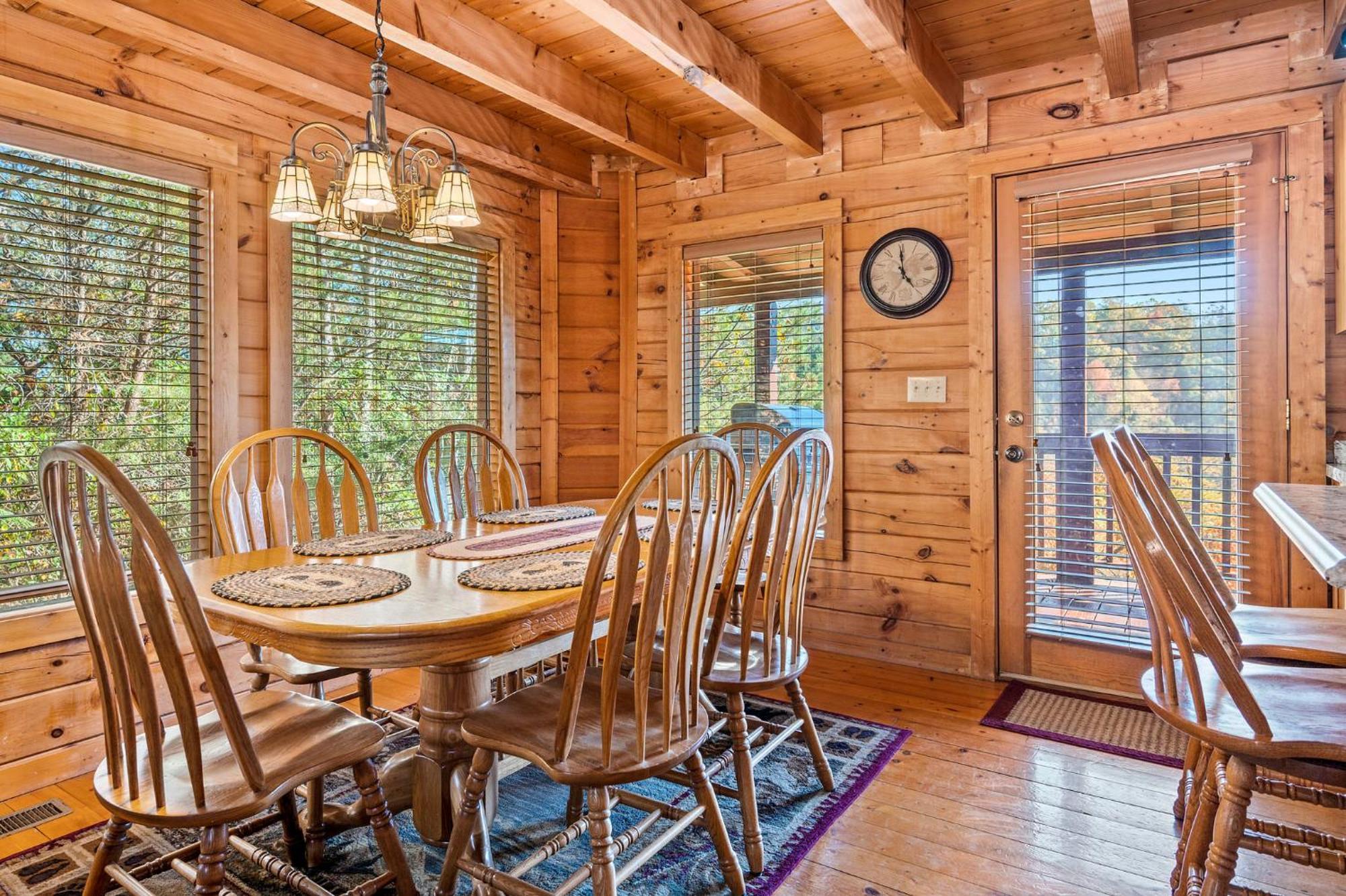 Bearfoot Pines - True Log Cabin - Wi-Fi, Hot Tub, Fishing, Deck With Views! - Mins To Pf Sevierville Eksteriør billede