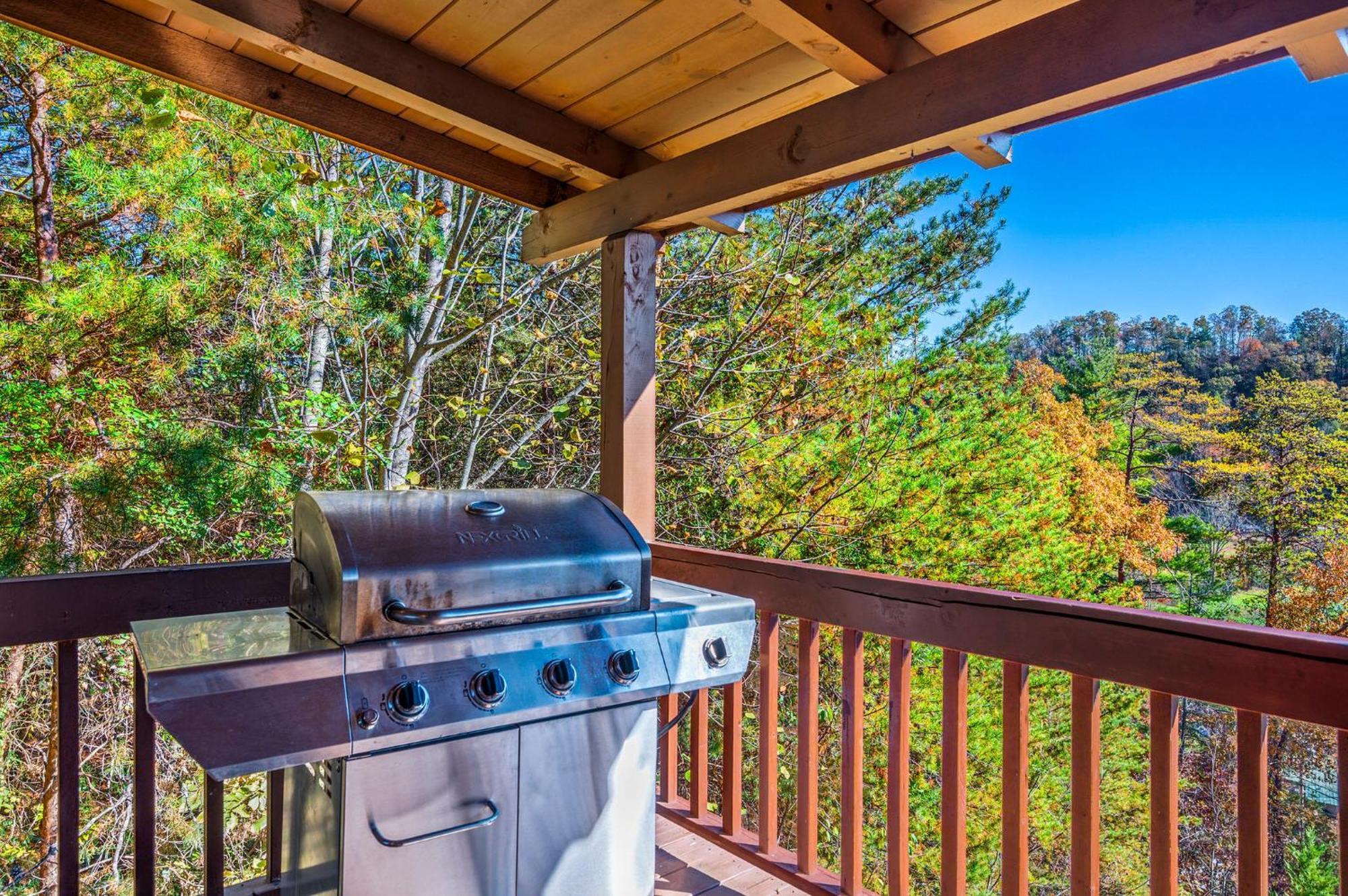Bearfoot Pines - True Log Cabin - Wi-Fi, Hot Tub, Fishing, Deck With Views! - Mins To Pf Sevierville Eksteriør billede