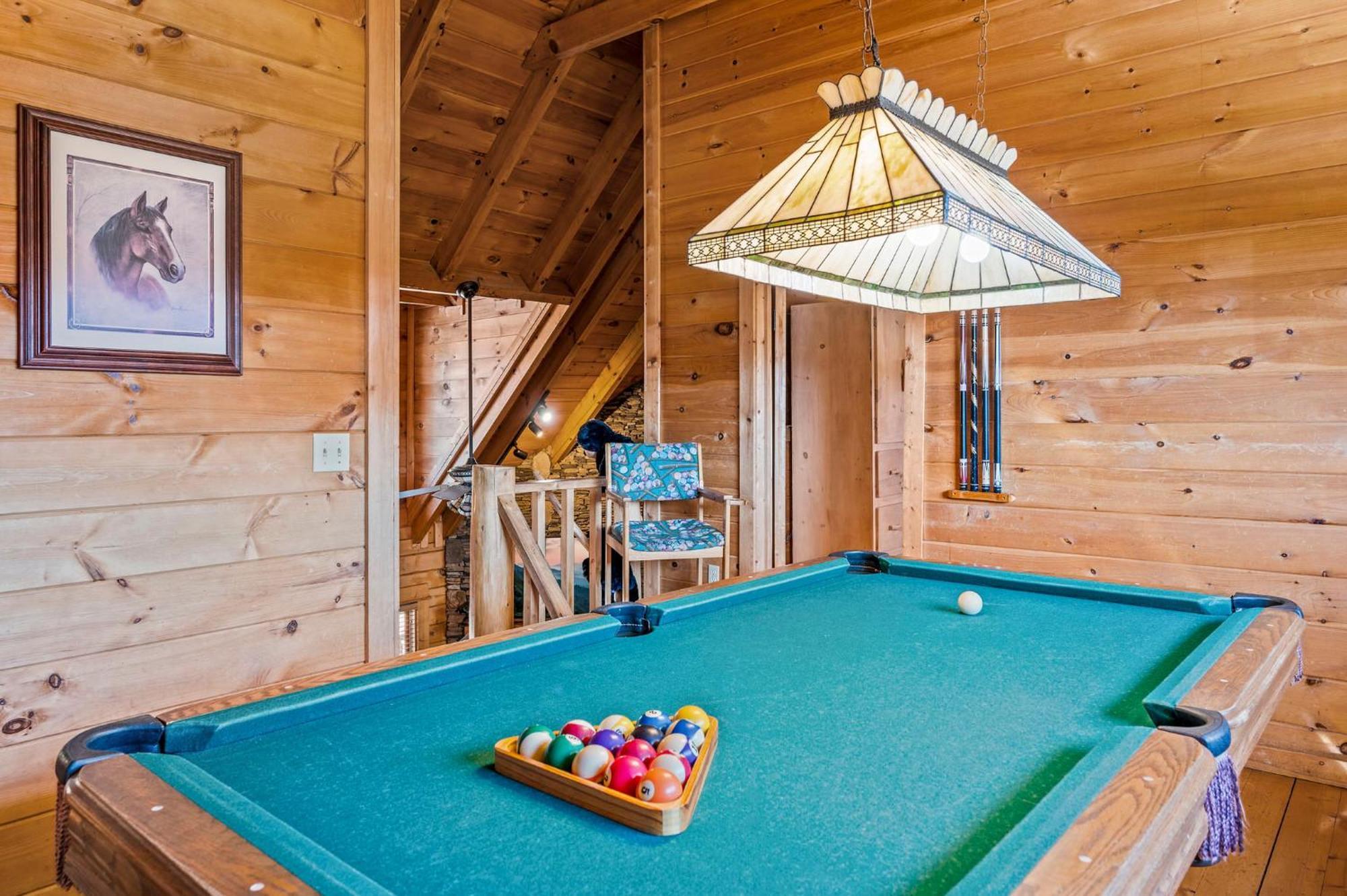 Bearfoot Pines - True Log Cabin - Wi-Fi, Hot Tub, Fishing, Deck With Views! - Mins To Pf Sevierville Eksteriør billede